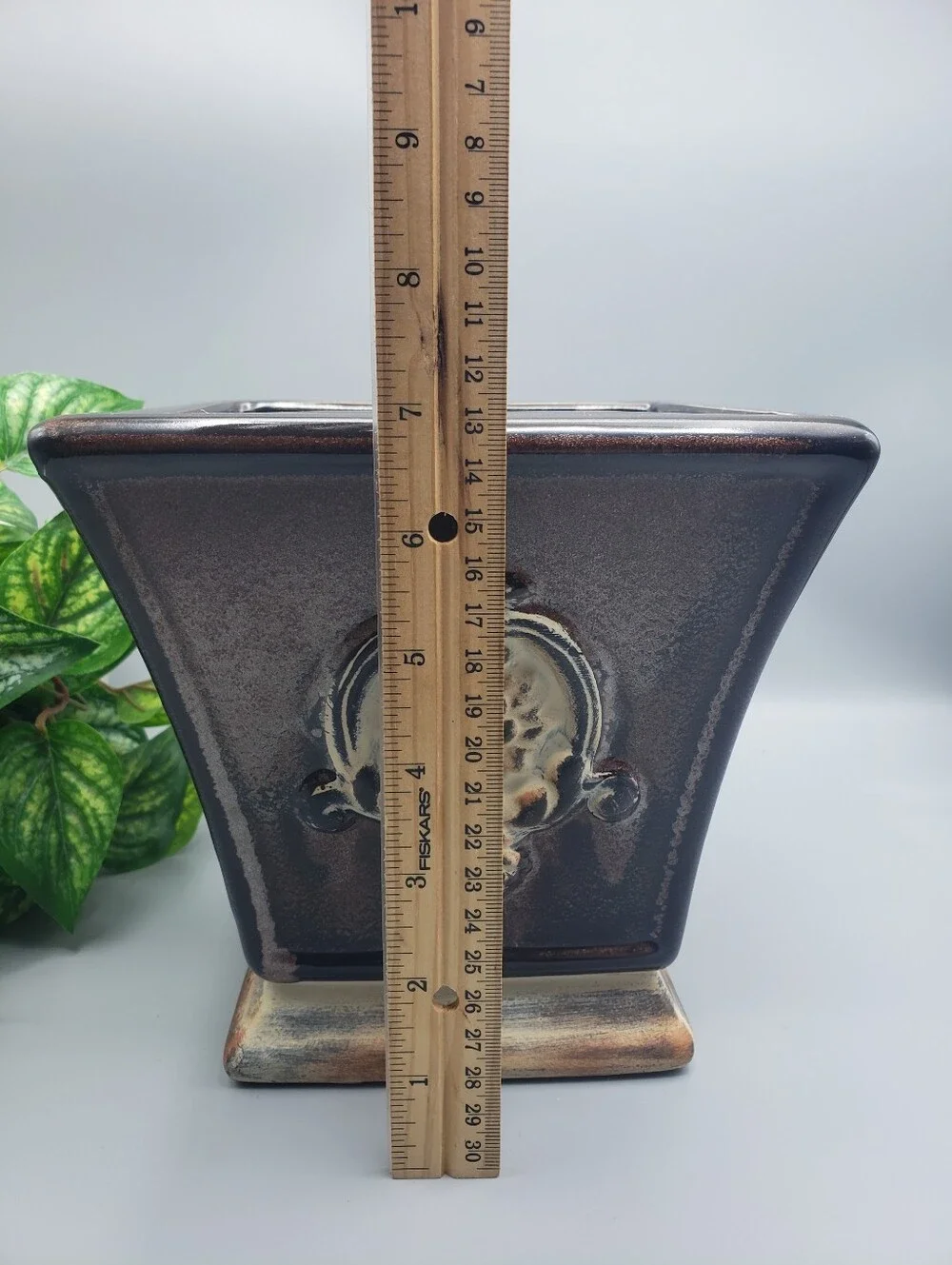 Tuscan Style Ceramic Planter Distressed Rustic Glaze w/ Medallions Pottery
